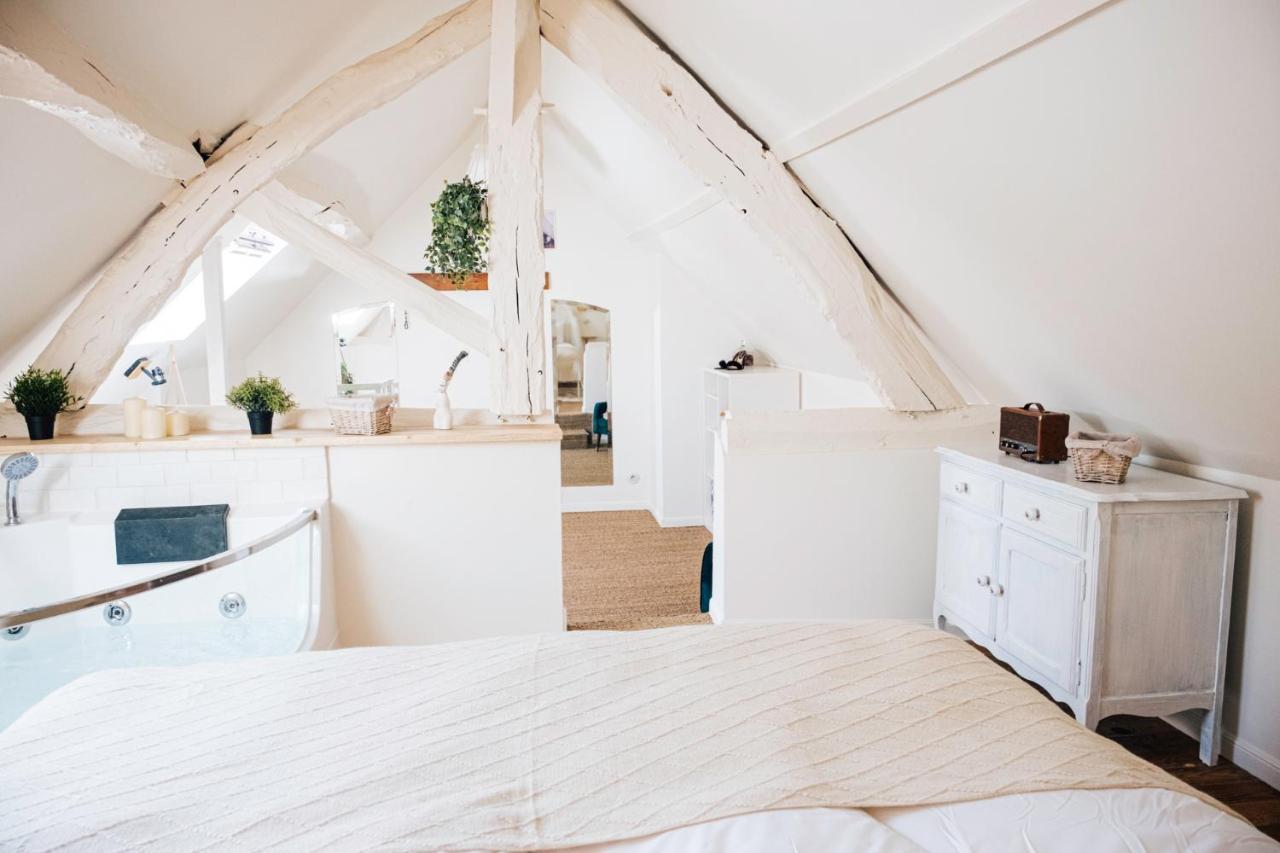 Loveroom Du Perche : Maison Avec Balneo Moulins-la-Marche Exteriér fotografie
